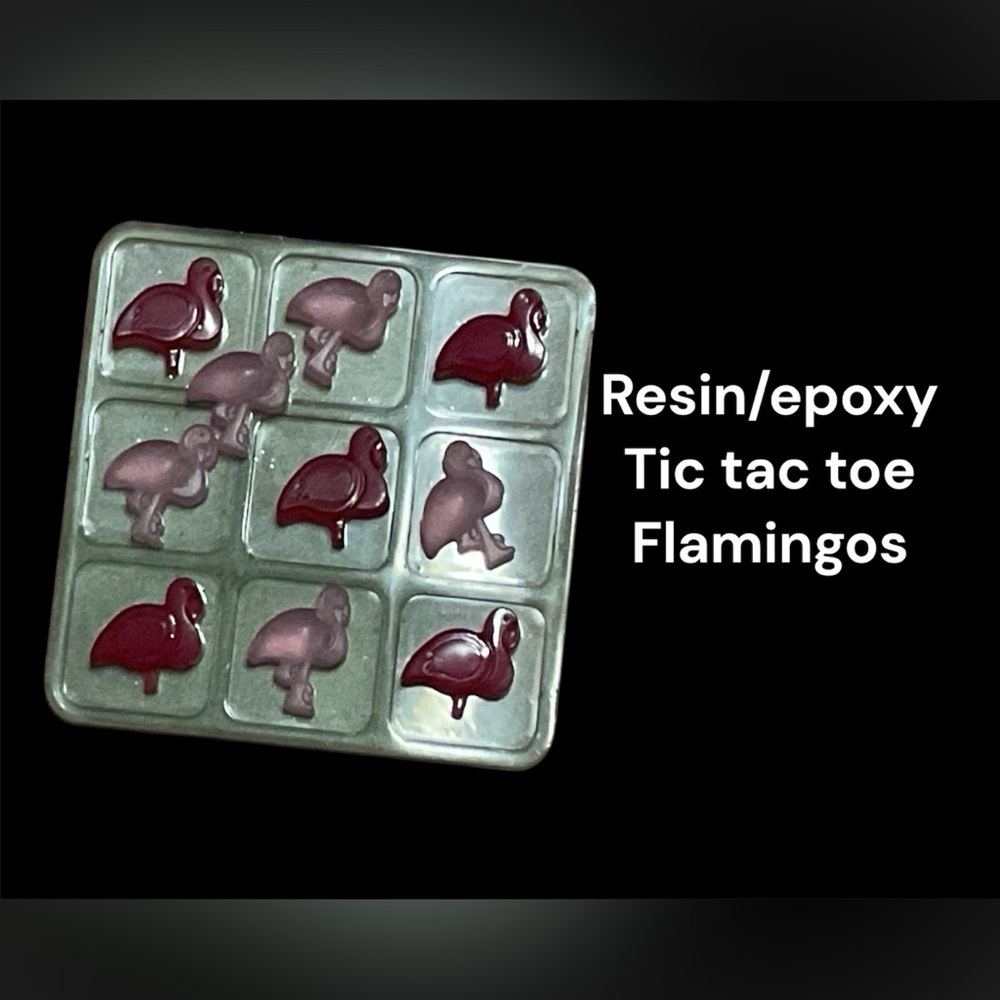 HAND MADE NWT RESIN REPOXY FLAMINGO TIC TAC TOE GAME 4” X 4” GREAT GIFT IDEA